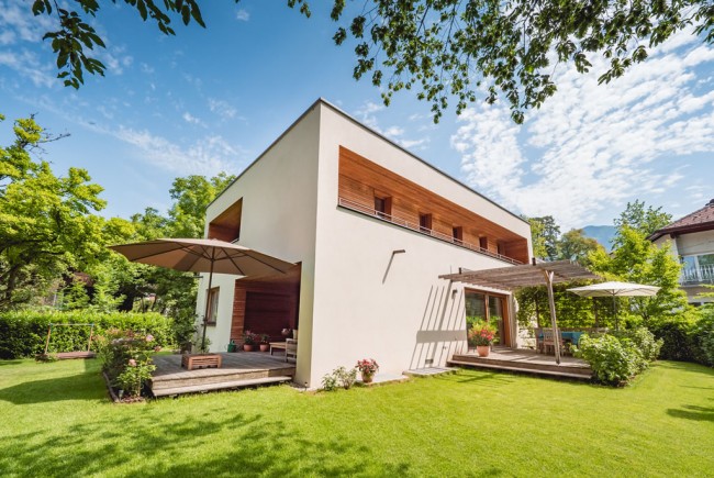 <div class='title1'>Einfamilienhaus Salzburg</div><div class='title2'></div>