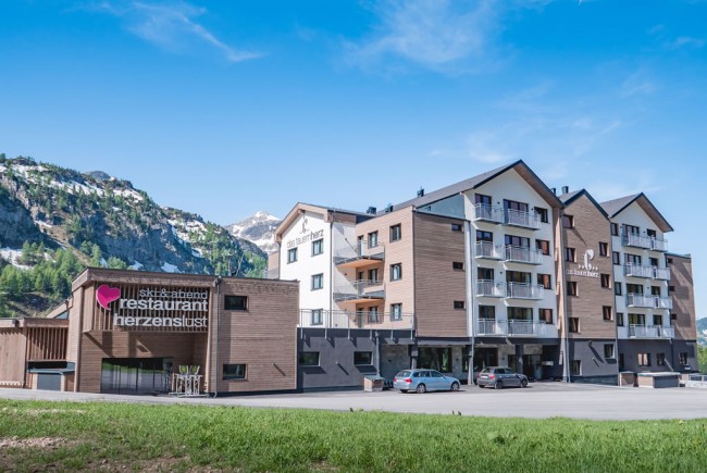 <div class='title1'>Hotel Tauernherz - Obertauern</div><div class='title2'></div>